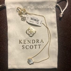 Kendra Scott Gold Pendant Necklace- Slate Cats Eye
